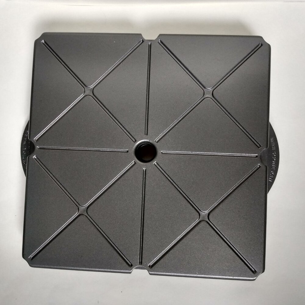 Nordic Ware Mini Scone Cornbread Pan Nonstick Cast Aluminum 9.5" Square USA NWOT - Picture 3 of 7